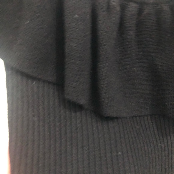 Forever 21 off shoulder top - Picture 3 of 3